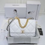CHANEL 19 MAXI HANDBAG - Image 3