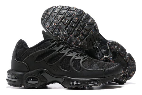 Black TS - Image 4
