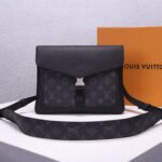 LV Outdoor Flap Messenger - Image 3