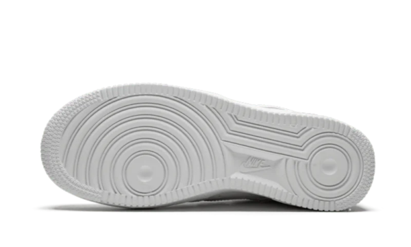 Classic White - Image 4