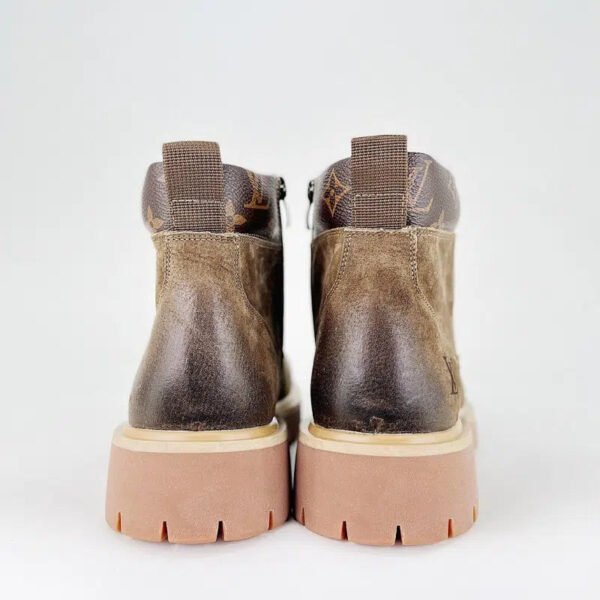 Boot - Image 7