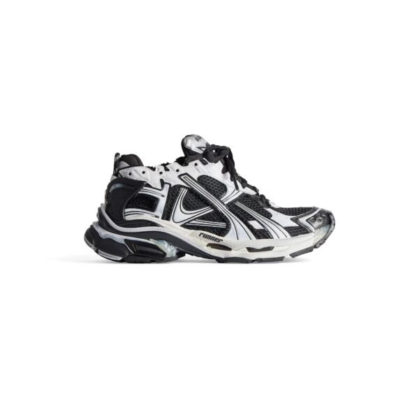 RUNNER - Image 2