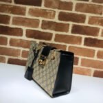 GG Padlock small GG bees shoulder bag - Image 7