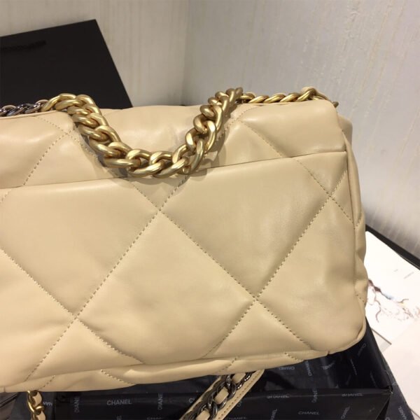 CHANEL 19 Small Flap Bag - Image 6