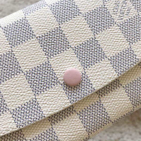 Louis Vuitton Emilie Wallet - Image 7