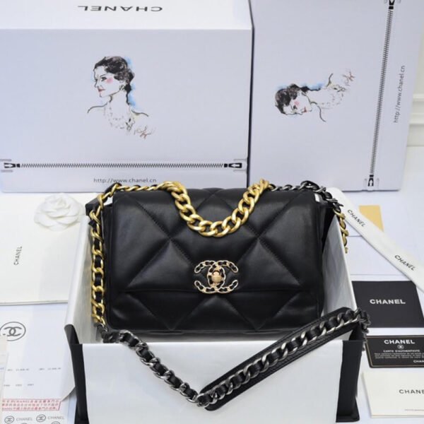 CHANEL 19 HANDBAG - Image 3