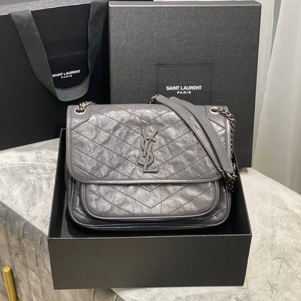 SAINT LAURENT NIKI MEDIUM IN CRINKLED VINTAGE LEATHER - Image 3