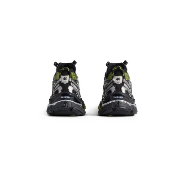 RUNNER - Image 7