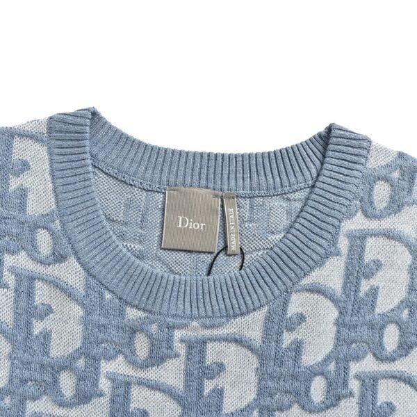 High Quality Dior T-shirt - Image 5