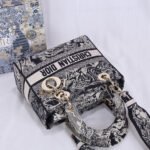MEDIUM LADY D-LITE BAG - Image 7
