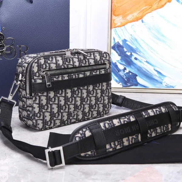 DIOR SAFARI MESSENGER BAG - Image 4