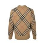 High Quality Burberry Jacket - Image 5