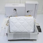 CHANEL 19 MAXI HANDBAG - Image 5