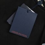 LVJ913 - Image 4