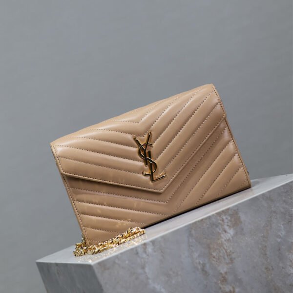 YSL cassandre chain wallet in lambskin - Image 4