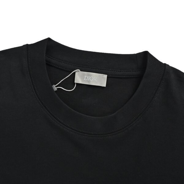 High Quality Dior T-shirt - Image 7