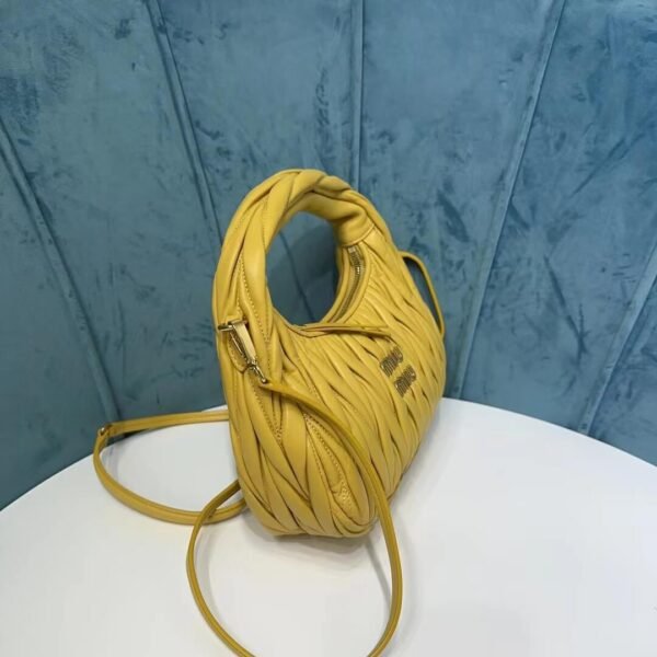 Wander Matelassé Nappa Hobo Bag - Image 5
