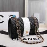 CHANEL CLASSIC HANDBAG - Image 7