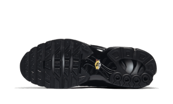 Triple Black - Image 4