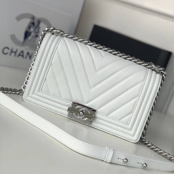 Chanel Boy Chanel Chevron White Leather Women's Shoulder Bag - Image 3