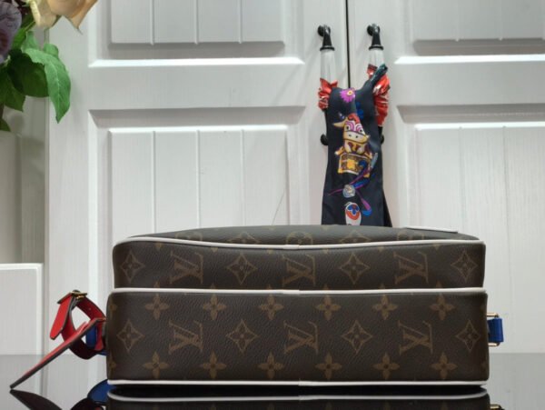 Top rated LV Bag - Image 7