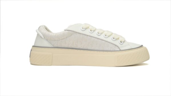 B33 - Image 4