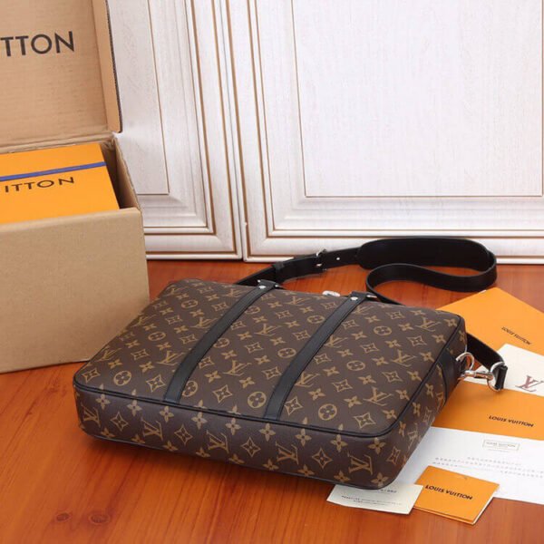 LV Porte-Documents Voyage PM - Image 4