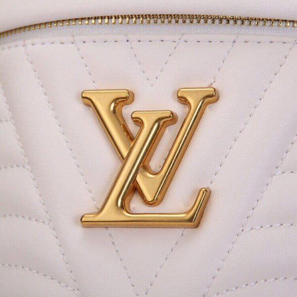 LV New Wave Bumbag - Image 6