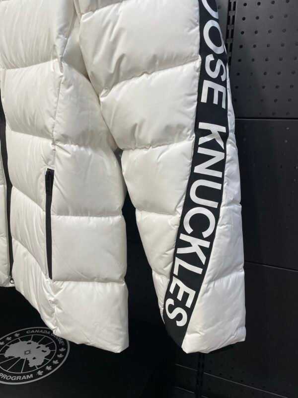 Canada Goose DownJacket - Image 7