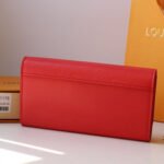 Louis Vuitton TWIST WALLET - Image 4