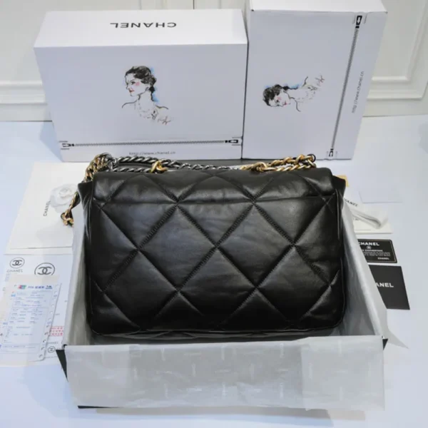 CHANEL 19 MAXI HANDBAG - Image 5