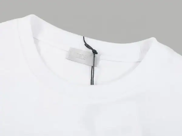 High Quality Dior T-shirt - Image 6