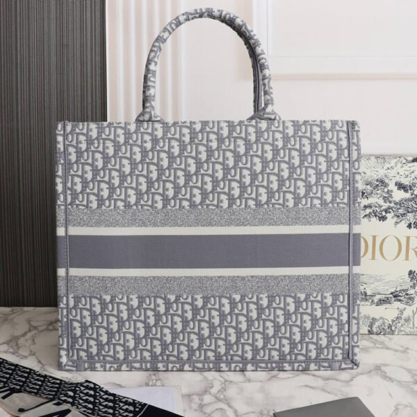 LARGE DIOR BOOK TOTE - Image 5