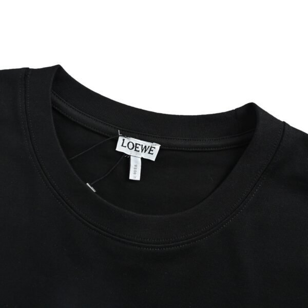 Loewee t-shirt - Image 7