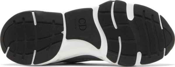 B22 ‘COOL GREY’ - Image 5