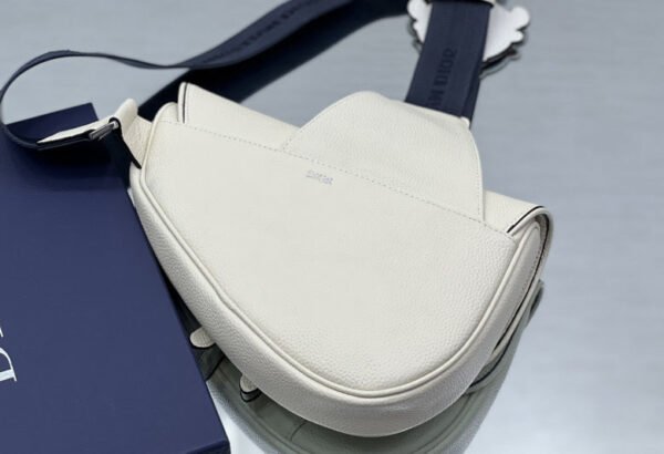 Premium Dior Bag - Image 7