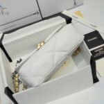 CHANEL 19 HANDBAG - Image 6