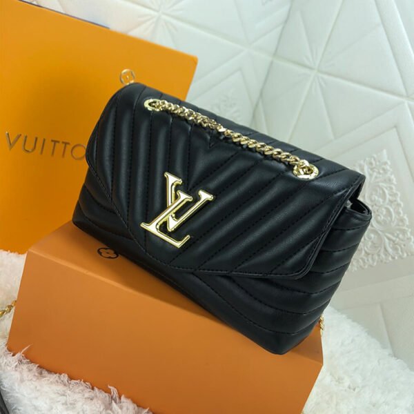 LV NEW WAVE CHAIN BAG - Image 4
