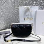 SMALL DIOR VIBE HOBO BAG - Image 3