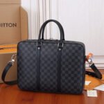 LV Porte-Documents Voyage PM - Image 7