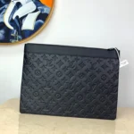 LV Discovery Pochette - Image 7