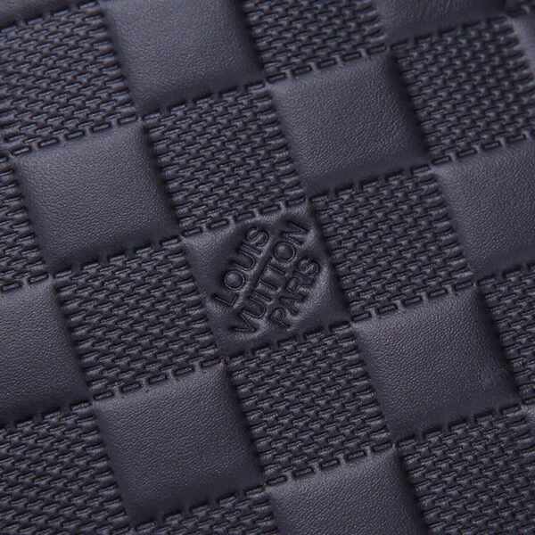 LV Avenue Sling Bag - Image 6