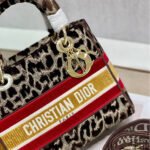 DIOR MEDIUM LADY D-LITE BAG - Image 9