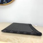 LV Discovery Pochette - Image 6