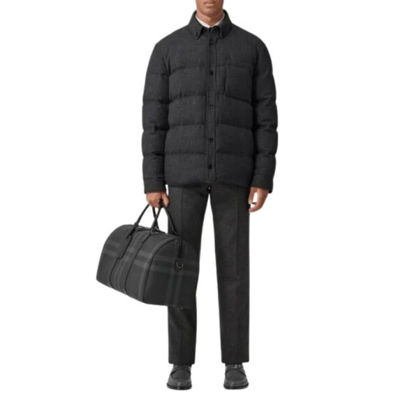 High Quality Burberry Bag - Image 4