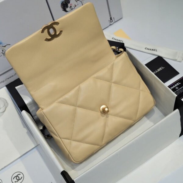 CHANEL 19 HANDBAG - Image 7