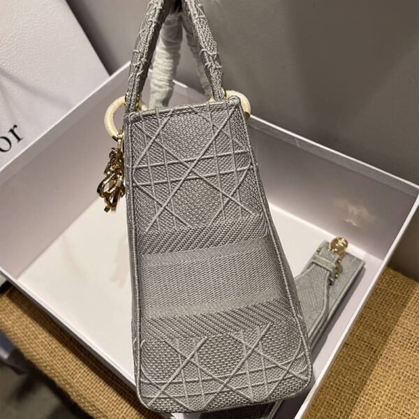 DIOR MEDIUM LADY D-LITE BAG - Image 6