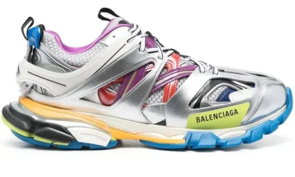TRACK - Image 2