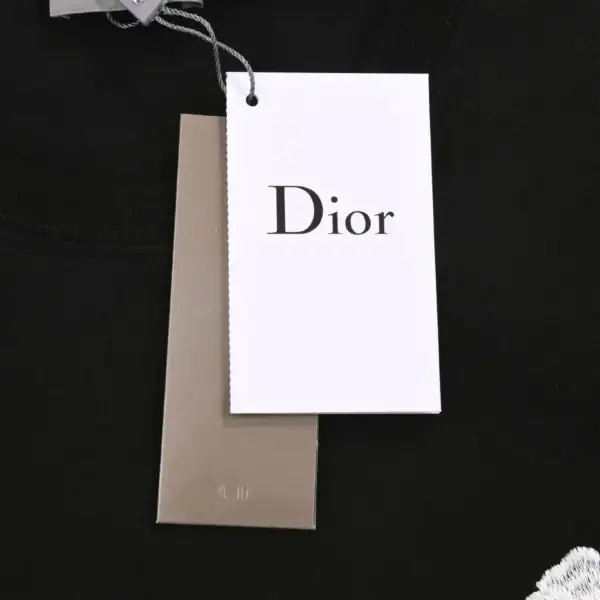 High Quality Dior T-shirt - Image 5