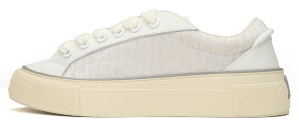 B33 - Image 2